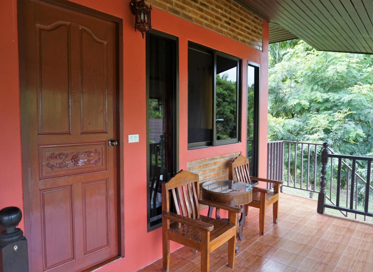 Ban Rai Tin Thai Ngarm Eco Lodge Mae Rim Zewnętrze zdjęcie