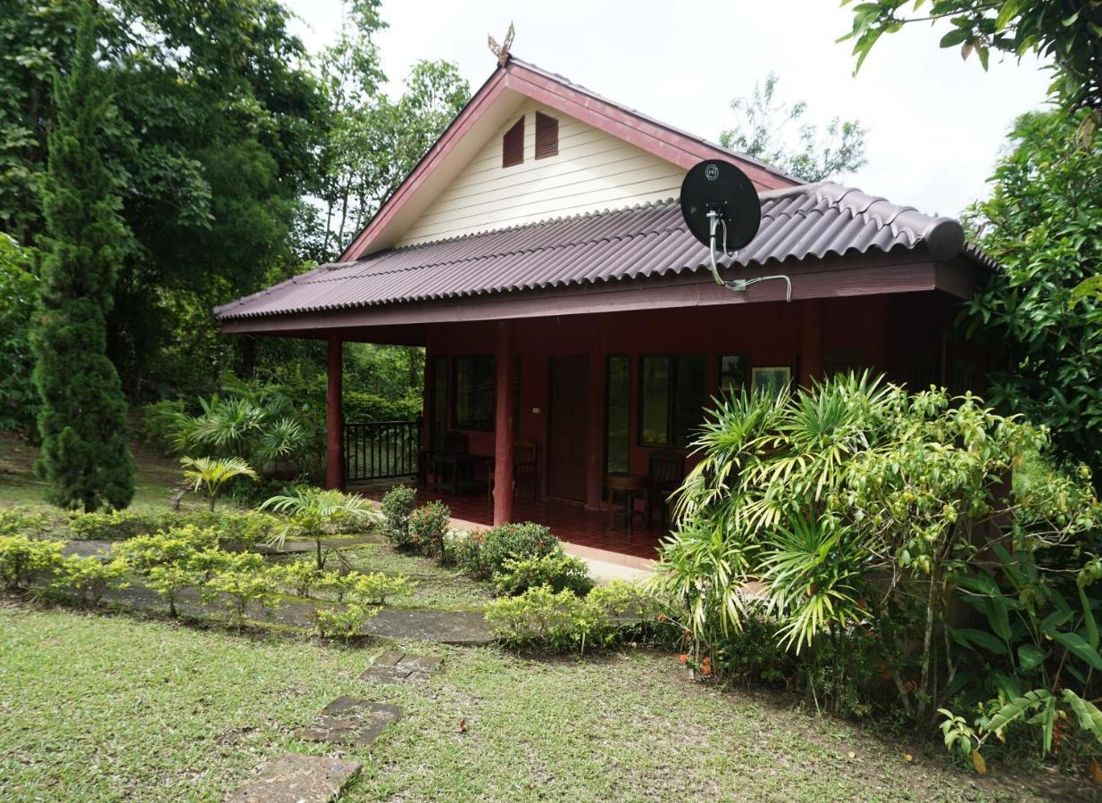 Ban Rai Tin Thai Ngarm Eco Lodge Mae Rim Zewnętrze zdjęcie
