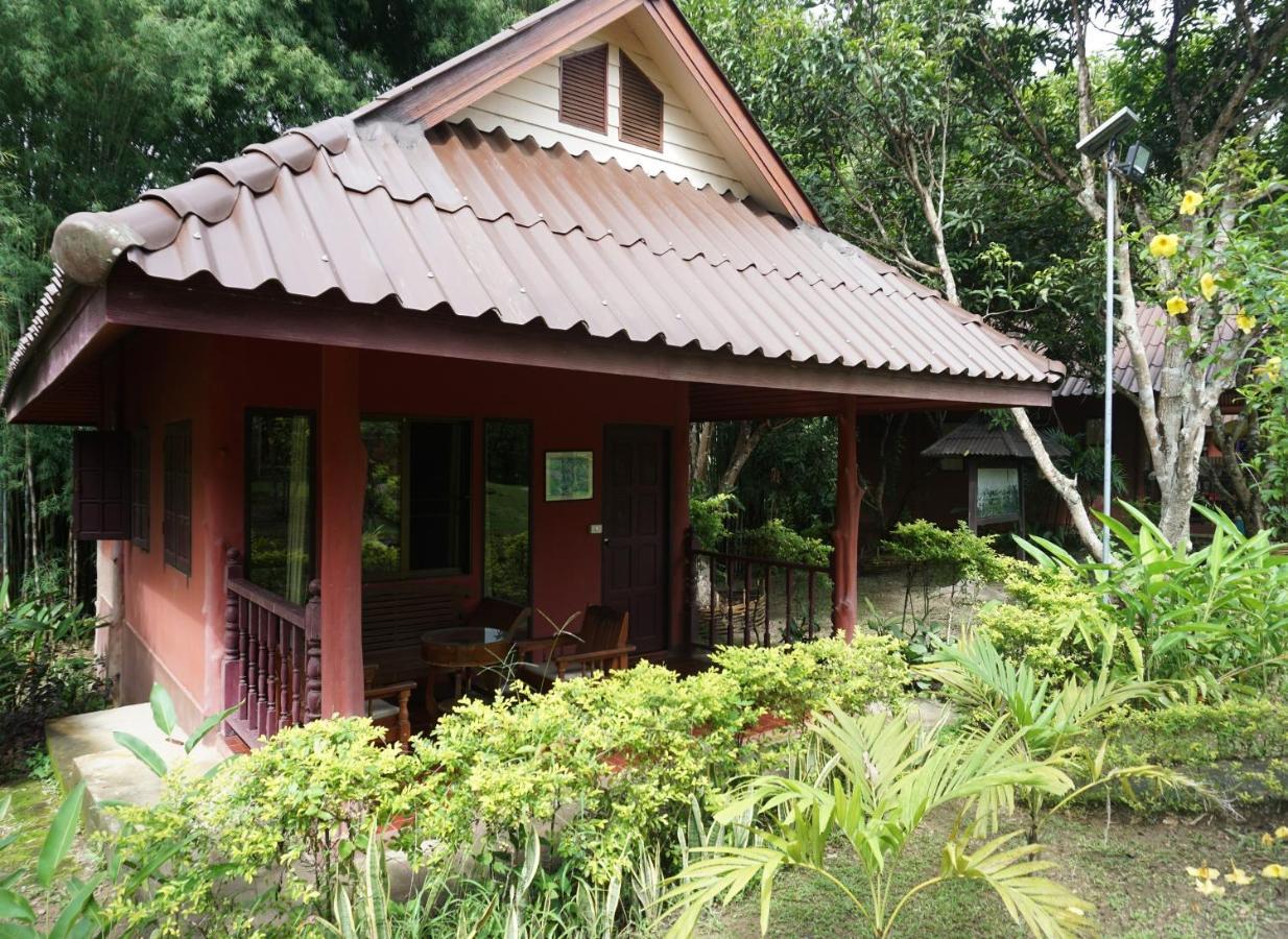 Ban Rai Tin Thai Ngarm Eco Lodge Mae Rim Zewnętrze zdjęcie