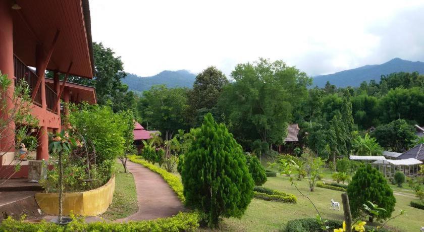 Ban Rai Tin Thai Ngarm Eco Lodge Mae Rim Zewnętrze zdjęcie