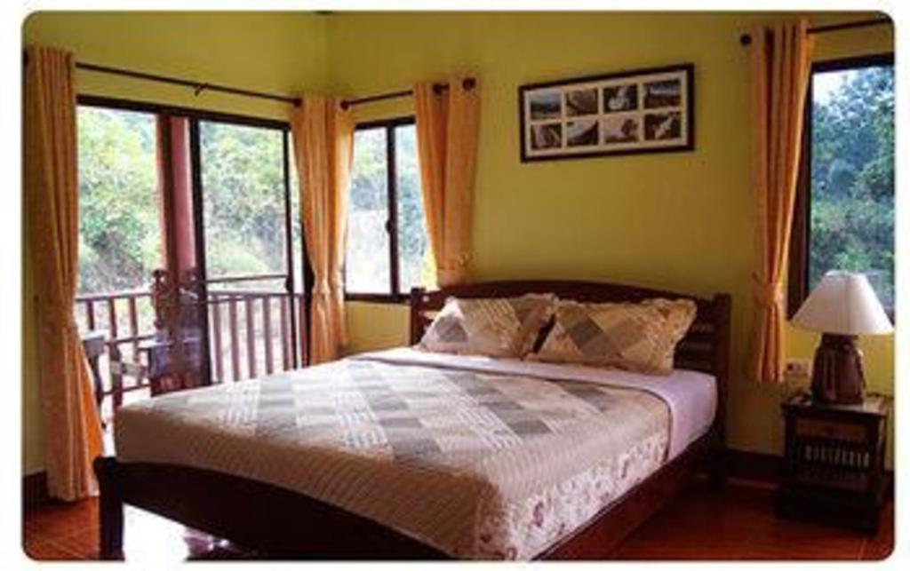 Ban Rai Tin Thai Ngarm Eco Lodge Mae Rim Zewnętrze zdjęcie