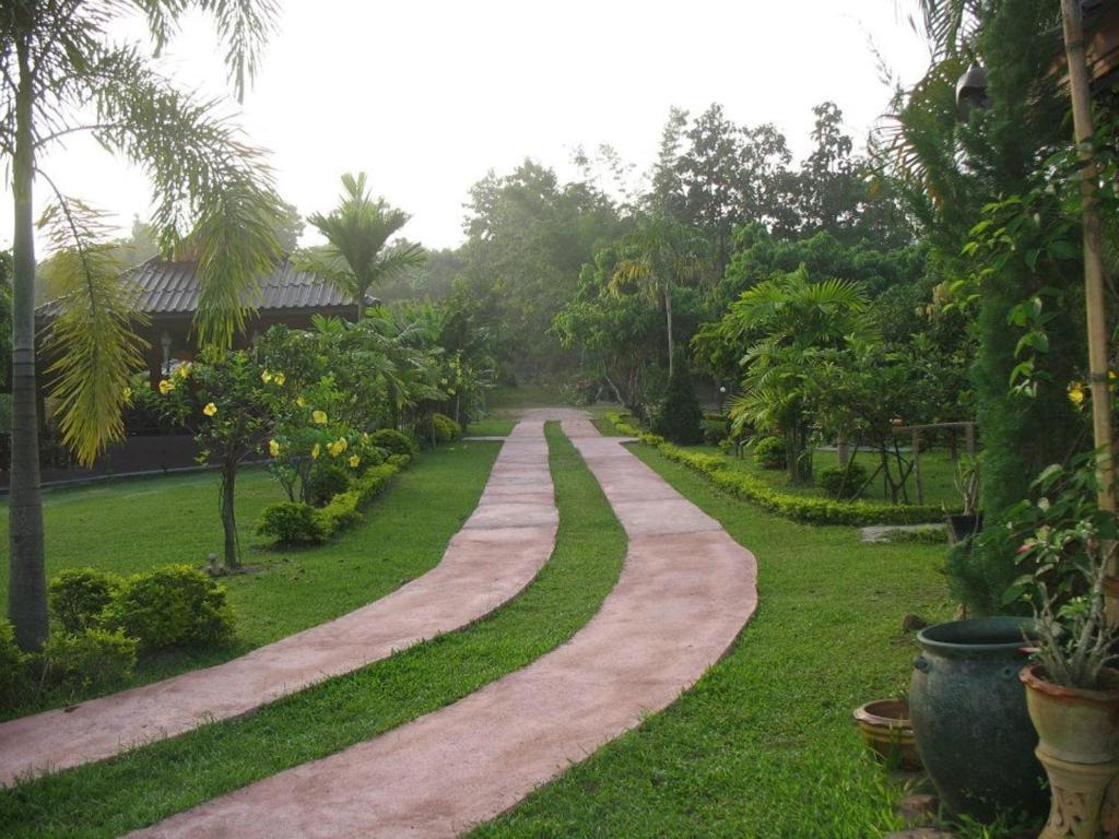 Ban Rai Tin Thai Ngarm Eco Lodge Mae Rim Zewnętrze zdjęcie